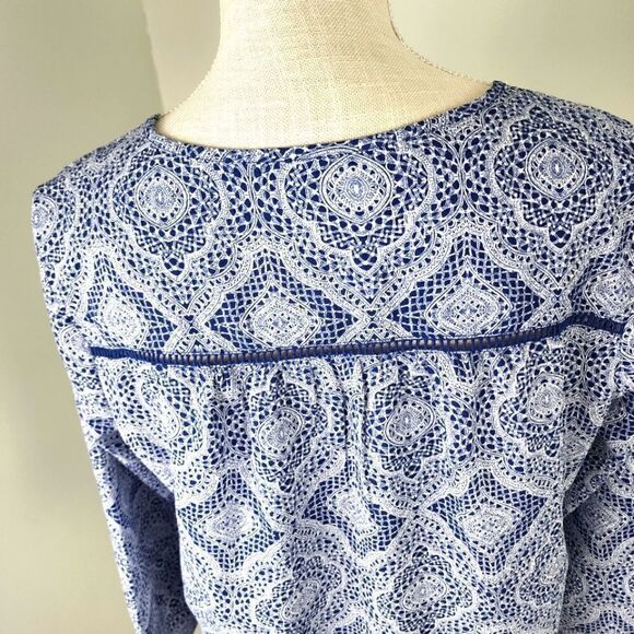 FEVER WOMEN'S  V NECK 3/4 LENGTH SLEEVES BLUE AND WHITE TOP SIZE SMALL - Picture 6 of 8